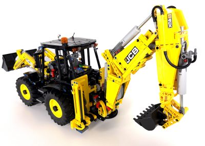 MOC Builder - JCB 4CX Backhoe #16