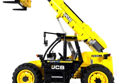 MOC Builder - JCB 542-70 Telehandler #12